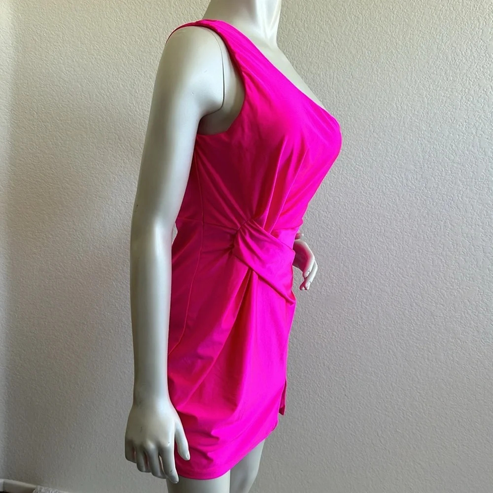 Superdown Hot pink one-shoulder mini dress - Picture 8 of 8